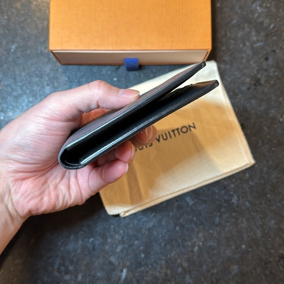 Louis Vuitton Slender Wallet 100% Authentic - Picture 10 of 17
